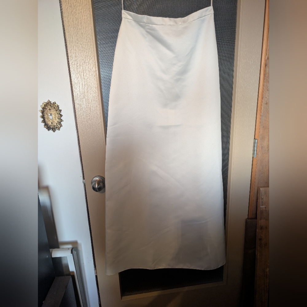 Elegant Cream Women's Skirt